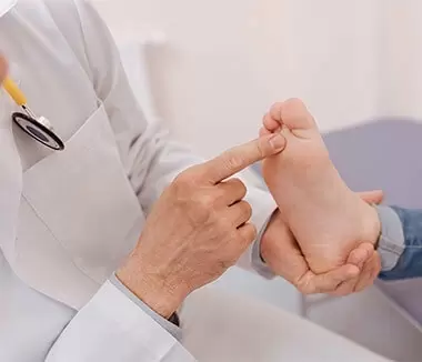 Îngrijire de încredere pentru cei mici cu ortopedie pediatrică la Medical One Târgu Jiu. Echipa noastră de ortopezi specializați oferă soluții adaptate pentru sănătatea musculo-scheletică a copiilor. Alegeți să mențineți mobilitatea și bunăstarea copiilor dumneavoastră. Programați acum pentru o consultație specializată în ortopedie pediatrică!